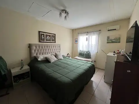 VENTA CASA 3 DORMITORIOS AREA CENTRO SUR