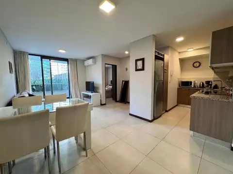 Thedy 100, Piso 2