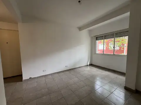 Ricardo Gutiérrez 1500, Piso 2