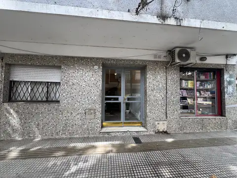 Departamento de 2 amb al frente de 38 m2 en Olivos