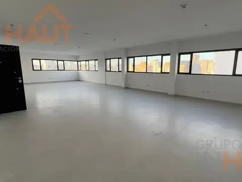 Oficina en Alquiler en Neuquen, $ 3.500.000