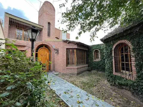 Casa en Venta en Mendoza, Capital