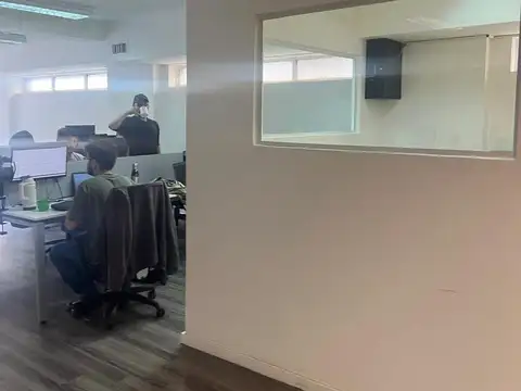 Oficina en alquiler en Las Cañitas - Av. Luis María Campos 1000