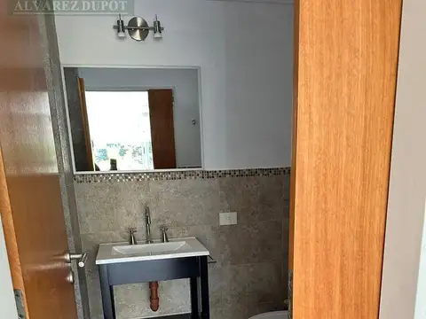 Departamento en Alquiler con 1 cocheras