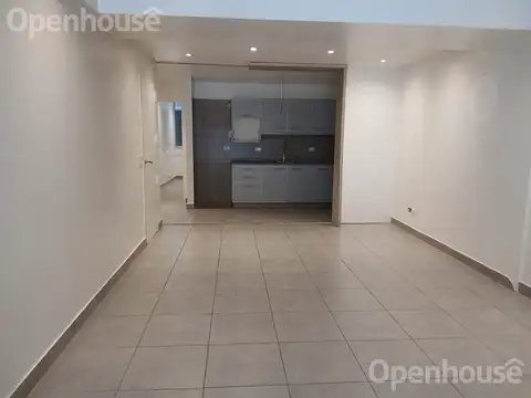 Oficina en Venta con 2 cocheras