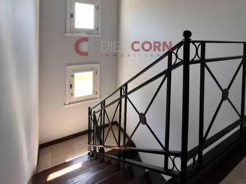 Venta de Casa 8 AMBIENTES en San Diego, Moreno