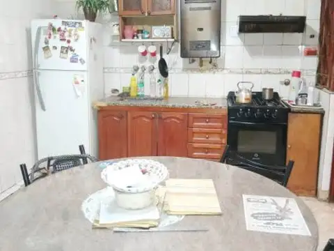 Depto Tipo Casa en Venta 49 años
