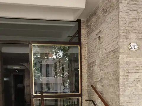 Amplio y Luminoso 4 Ambientes con Dependencia en Almagro