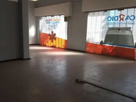 Local en Alquiler en Avellaneda, $ 2.800.000