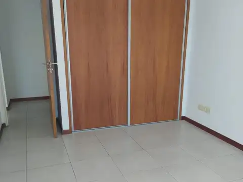 Departamento 1 dormitorio con COCHERA pileta y quincho