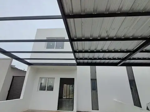 Venta Duplex 3 dormitorios Docta