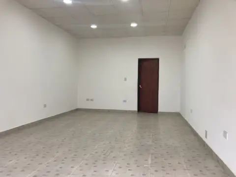 Local en Alquiler en Roldan, $ 370.000