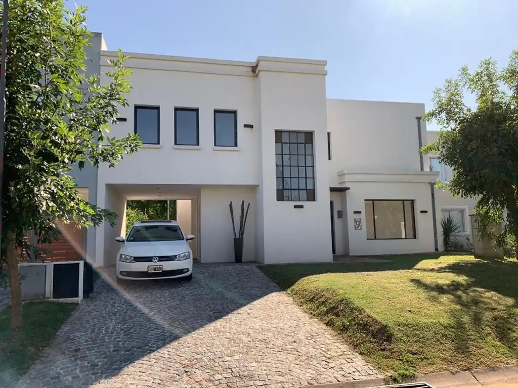 Casa en Venta - 3 dormitorios -