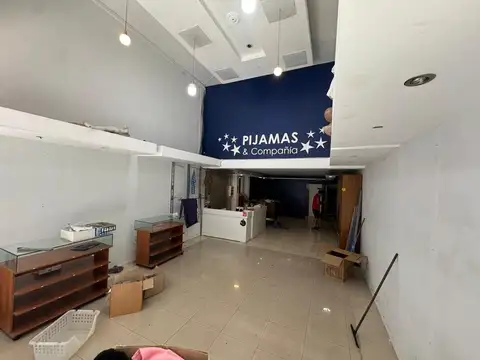 SAN NICOLAS - LOCAL COMERCIAL AMPLIO - BUEN ESTADO