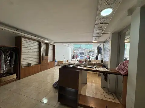 Local en Venta 56 años