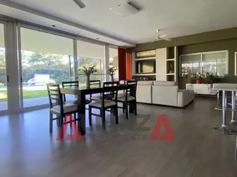 Aires del Llano - 3 Dorm, 3 Baños, Galeria (Terreno:1040 m2)