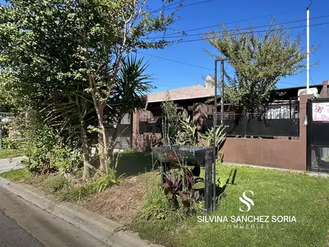 CASA 4 AMBIENTES + SALÓN DE EVENTOS EN VENTA, CAPILLA DEL SEÑOR