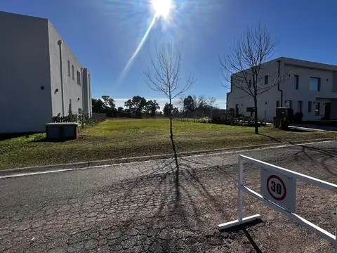 Terreno en Venta en Pilar del Este - Santa Lucia, Countries y Barrios Cerrados en Pilar