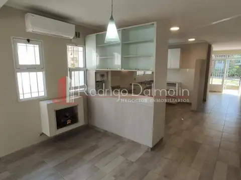 VENDO. Casa en Barrio Nebel. Concordia, ER.-