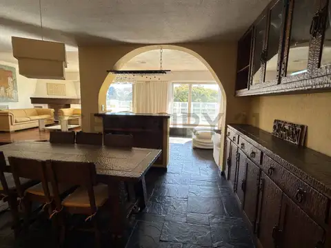 Departamento en Alquiler de 3 dormitorios