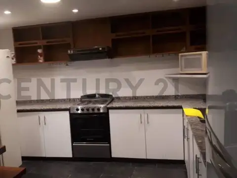 Departamento en Alquiler de 3 dormitorios