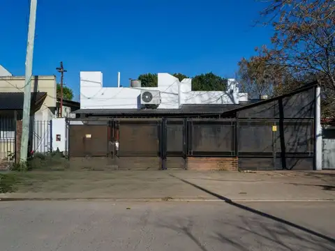 CASA EN VENTA ALEJANDRO KORN CON PILETA