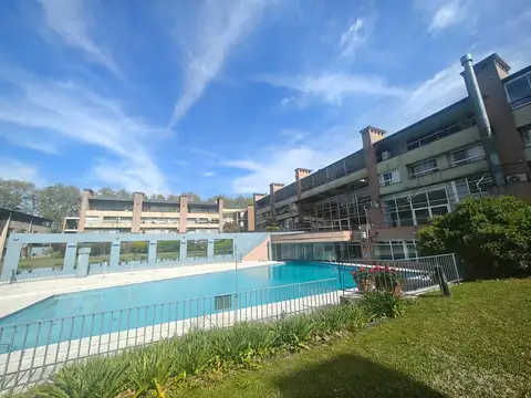 Departamento en Alquiler en Olivos, USD 1.300
