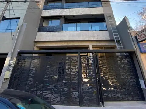 Departamento de 3 ambientes en alquiler - San Martin Centro (con cochera)