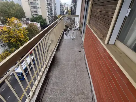 Departamento 3 ambientes con 2 baños