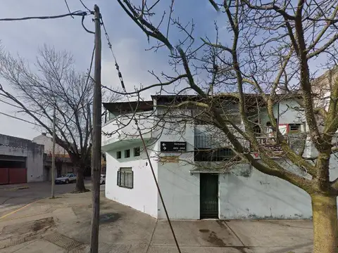 Venta de casa a refaccionar