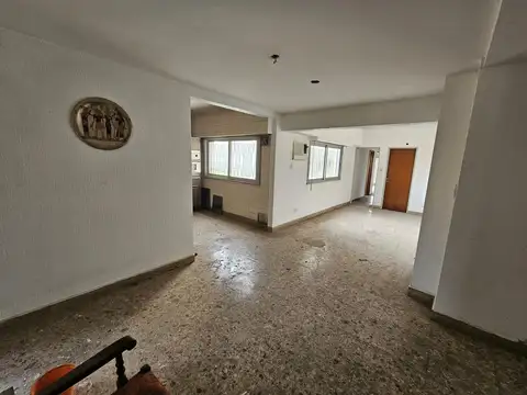 Departamento 5 ambientes con 3 baños