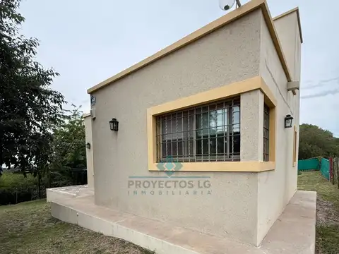 VENTA- CASA 1 DORM. + PILETA- LA GRANJA, CÓRDOBA