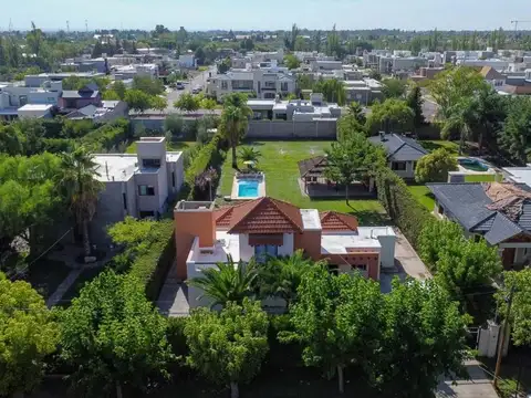 Casa en Venta en Russell, USD 290.000