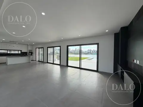 Casa en Venta en Villanueva, USD 549.000