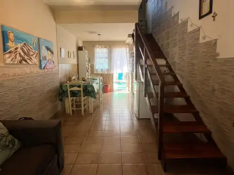 Depto Tipo Casa en Venta de 2 ambientes