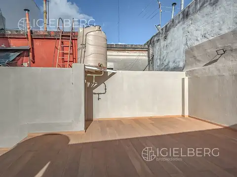 Depto Tipo Casa 2 ambientes con 1 baño