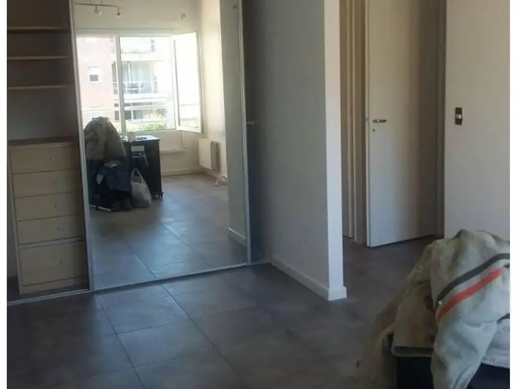 Departamento en Alquiler - San Isidro Central