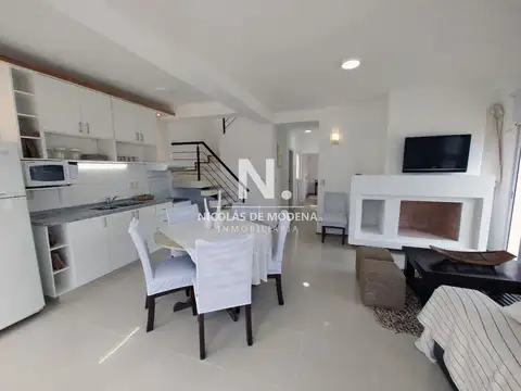 Casa en Alquiler Temporal en La Barra, USD 7.000