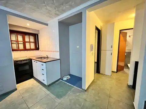 Depto Tipo Casa en Venta en Villa Ballester, USD 68.000
