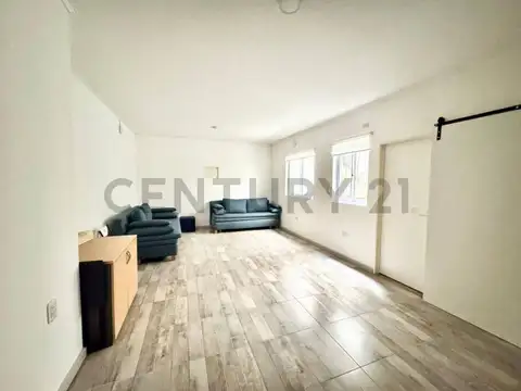 Libertad 800, Piso 0
