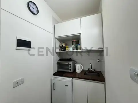 VENTA OFICINA EN PLANTA BAJA EN RETIRO