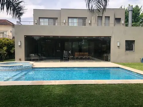 Impecable propiedad en el mejor barrio de Pilar! Excelente acceso, amenities, zonas  verdes!!