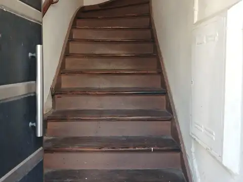 Depto Tipo Casa en Alquiler de 4 ambientes