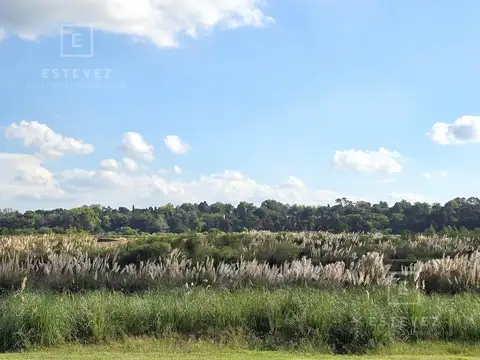 Lote al río en etapa 3 de El Naudir