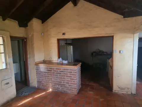 Depósito en alquiler, excelente ubicación, sobre ex Ruta 8, en Del Viso, Pilar 