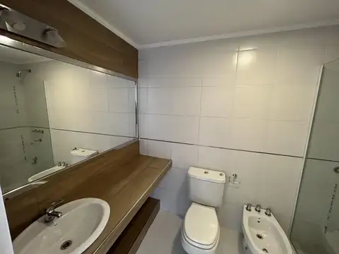 Departamento 4 ambientes con 2 baños