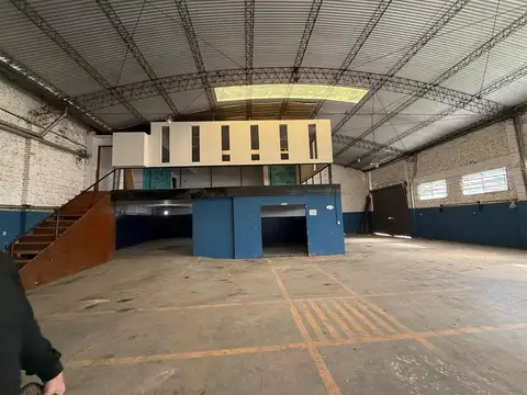 Depósito en Palomar