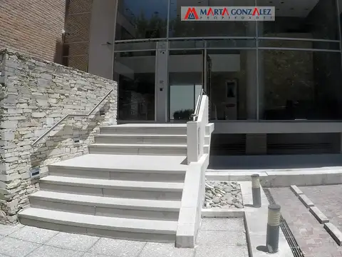 San Lorenzo 84 , Piso 8