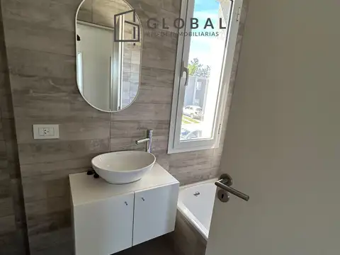 Casa en Venta al Oeste