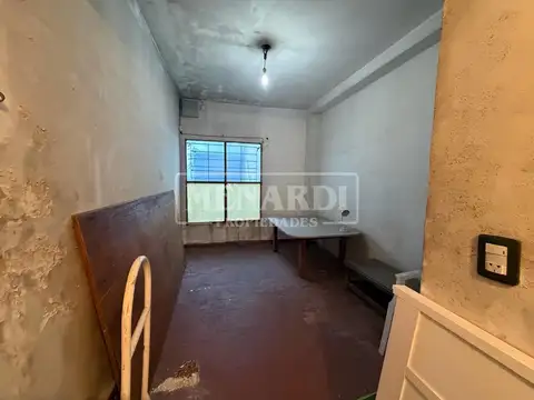 Local en Venta 40 años